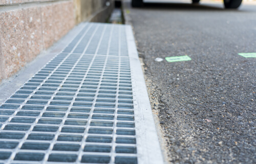 奈良県の土木工事業者「尚建」の側サービス溝・水路工事